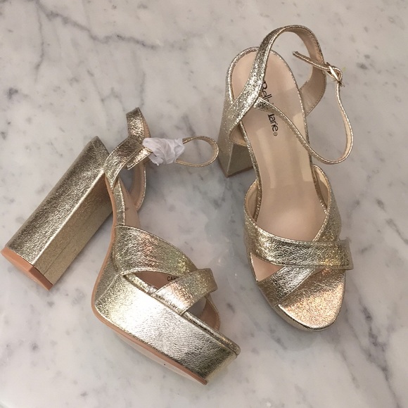 Shoes - ⏳💎women Gold platform heels